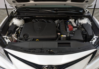 Подержанный автомобиль Toyota Camry Sedan 2023 года (9 фото)