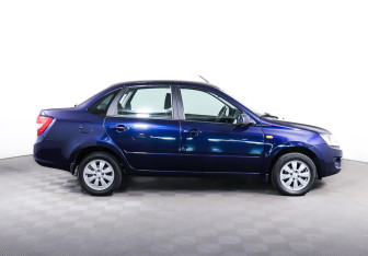 Подержанный автомобиль LADA (ВАЗ) Granta Sedan 2012 года (4 фото)