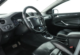 Подержанный автомобиль Ford Mondeo Sedan 2014 года (7 фото)