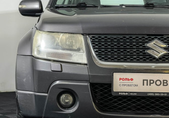 Подержанный автомобиль Suzuki Grand Vitara 2008 года (15 фото)