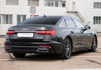 Подержанный автомобиль Audi A6 Sedan 2018 года (7 фото)