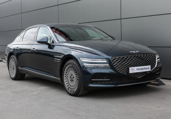 Подержанный автомобиль Genesis G80 2022 года (3 фото)
