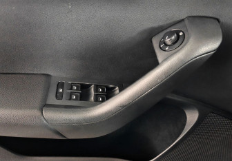 Подержанный автомобиль Skoda Octavia Liftback 2014 года (13 фото)