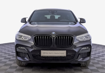 Подержанный автомобиль BMW X4 2021 года (2 фото)