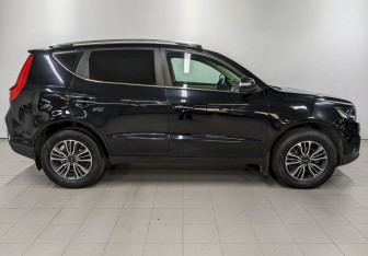 Подержанный автомобиль Geely Emgrand X7 2019 года (4 фото)
