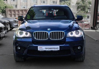Подержанный автомобиль BMW X5 2013 года (2 фото)
