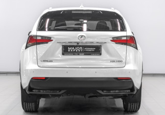 Подержанный автомобиль Lexus NX 2016 года (6 фото)