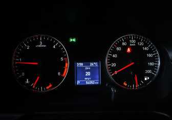 Подержанный автомобиль УАЗ Patriot 2021 года (14 фото)