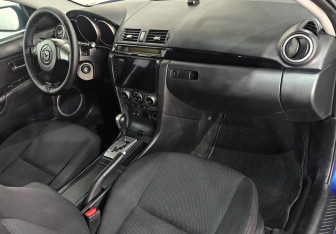 Подержанный автомобиль Mazda 3 Hatchback 2007 года (9 фото)