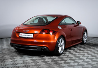 Подержанный автомобиль Audi TT Coupe 2011 года (5 фото)