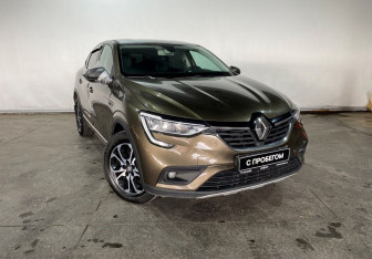 Подержанный автомобиль Renault Arkana 2019 года (3 фото)