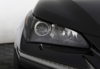 Подержанный автомобиль Lexus NX 2017 года (23 фото)