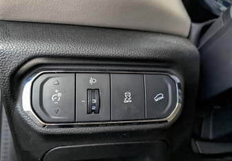 Подержанный автомобиль Haval Jolion 2023 года (27 фото)