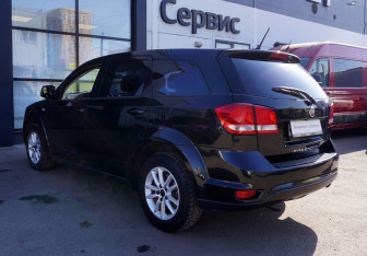 Подержанный автомобиль Fiat Freemont 2013 года (6 фото)