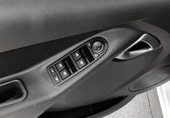 Подержанный автомобиль LADA (ВАЗ) Granta Sedan 2021 года (18 фото)