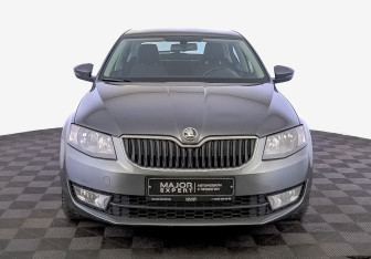 Подержанный автомобиль Skoda Octavia Liftback 2013 года (2 фото)