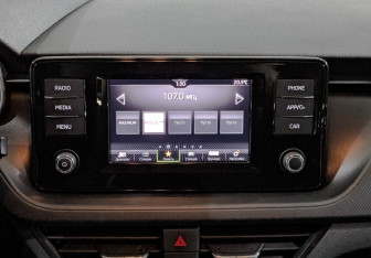 Подержанный автомобиль Skoda Rapid Liftback 2021 года (16 фото)