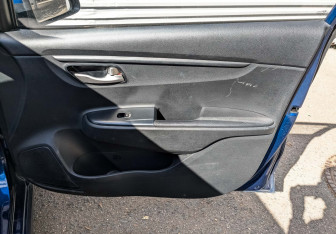 Подержанный автомобиль Kia Rio Hatchback 2021 года (22 фото)