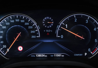 Подержанный автомобиль BMW X3 2019 года (13 фото)