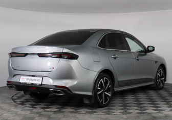 Подержанный автомобиль Kaiyi E5 2023 года (5 фото)