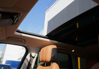 Подержанный автомобиль Land Rover Range Rover Sport 2019 года (16 фото)