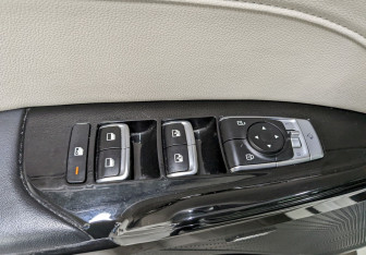 Подержанный автомобиль Kia K5 2022 года (12 фото)