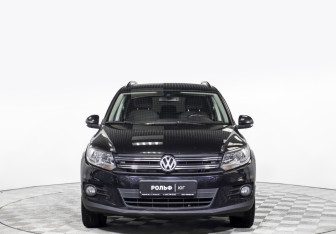 Подержанный автомобиль Volkswagen Tiguan 2013 года (2 фото)