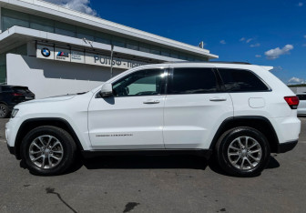 Подержанный автомобиль Jeep Grand Cherokee 2016 года (8 фото)