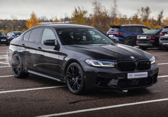 Подержанный автомобиль BMW M5 Sedan 2020 года (4 фото)