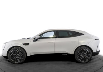 Подержанный автомобиль Avatr 11 2023 года (8 фото)