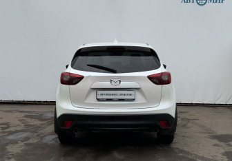 Подержанный автомобиль Mazda CX-5 2016 года (6 фото)