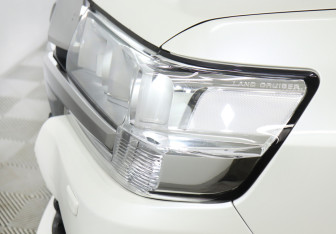 Подержанный автомобиль Toyota Land Cruiser Suv 2015 года (22 фото)