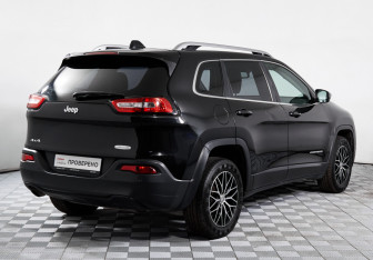 Подержанный автомобиль Jeep Cherokee 2014 года (5 фото)