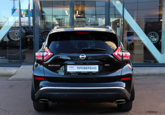 Подержанный автомобиль Nissan Murano Suv 2017 года (5 фото)