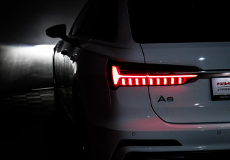 Подержанный автомобиль Audi A6 Wagon 2019 года (25 фото)