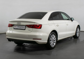Подержанный автомобиль Audi A3 Sedan 2014 года (5 фото)