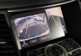 Подержанный автомобиль Infiniti FX 2009 года (19 фото)