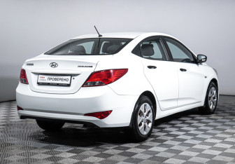 Подержанный автомобиль Hyundai Solaris Sedan 2014 года (5 фото)