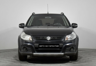 Подержанный автомобиль Suzuki SX4 Hatchback 2011 года (2 фото)