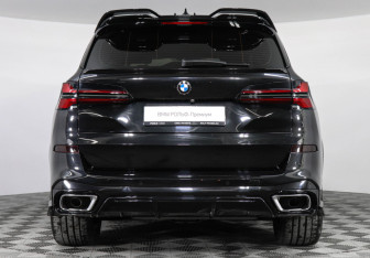 Подержанный автомобиль BMW X5 2020 года (4 фото)