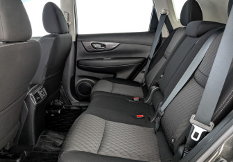 Подержанный автомобиль Nissan X-Trail 2019 года (18 фото)