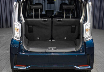 Подержанный автомобиль Daihatsu Move 2019 года (10 фото)