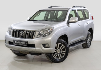 Подержанный автомобиль Toyota Land Cruiser Prado 2013 года (1 фото)