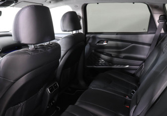Подержанный автомобиль Hyundai Santa Fe 2022 года (12 фото)