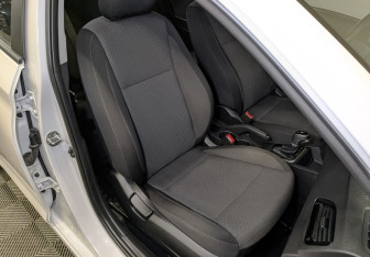 Подержанный автомобиль Hyundai Solaris Sedan 2021 года (22 фото)