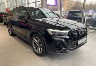 Новый Audi Q7 2024 (3 фото)
