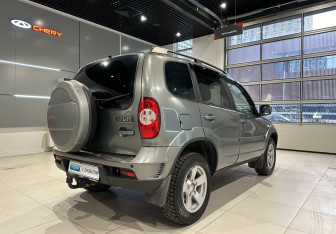 Подержанный автомобиль Chevrolet Niva 2018 года (4 фото)