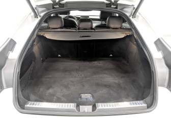 Подержанный автомобиль Mercedes-Benz GLC AMG 2017 года (10 фото)