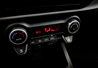 Подержанный автомобиль Kia Rio Hatchback 2022 года (26 фото)