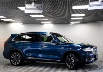 Подержанный автомобиль Geely Monjaro 2023 года (30 фото)